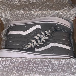✰ grey high top vans ✰